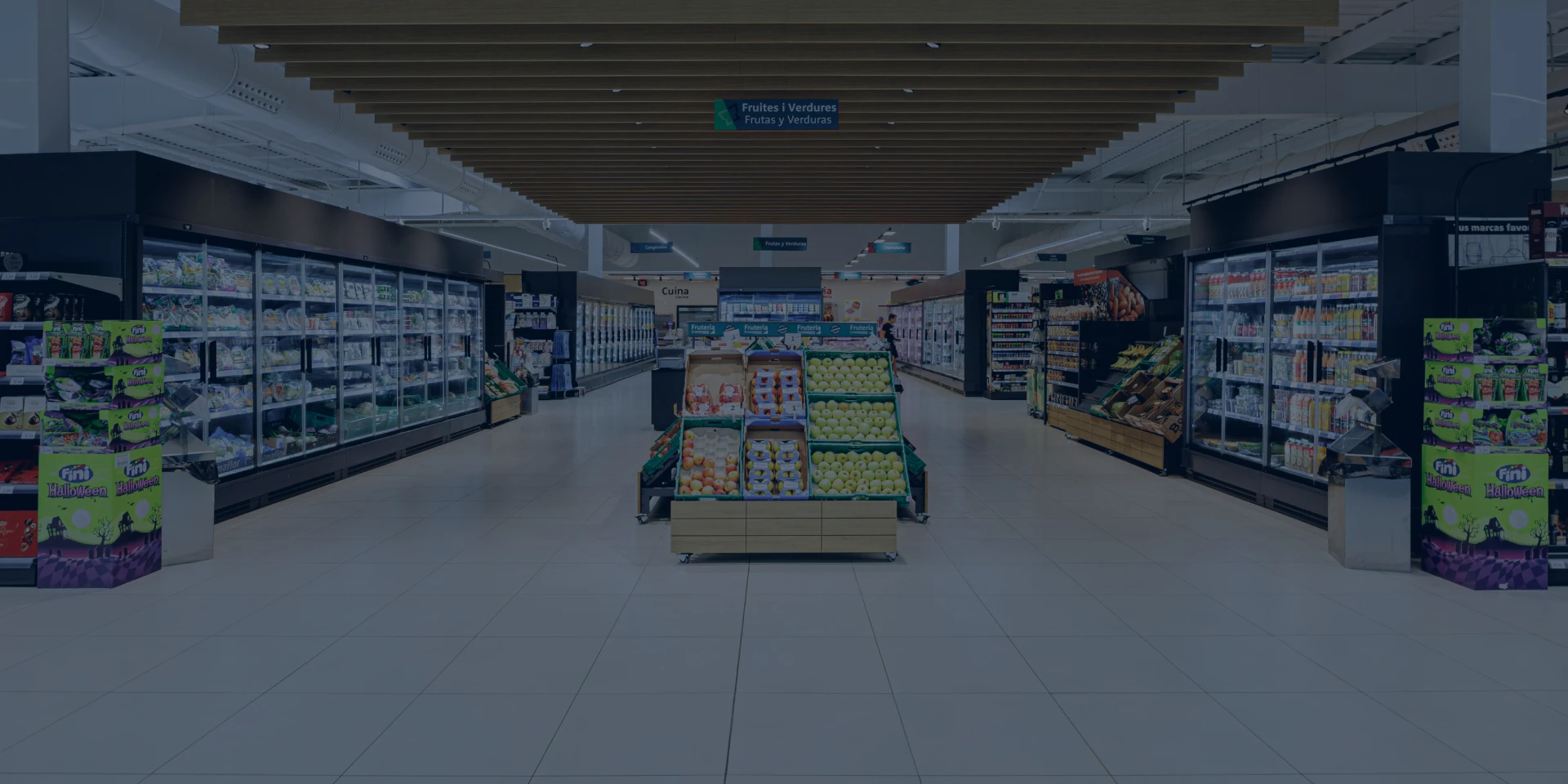 commercial refrigeration equipment factory with large scale production